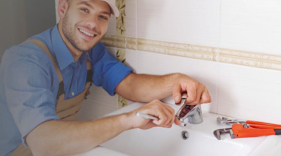 Faucet cartridge replacement in Otter Creek, FL